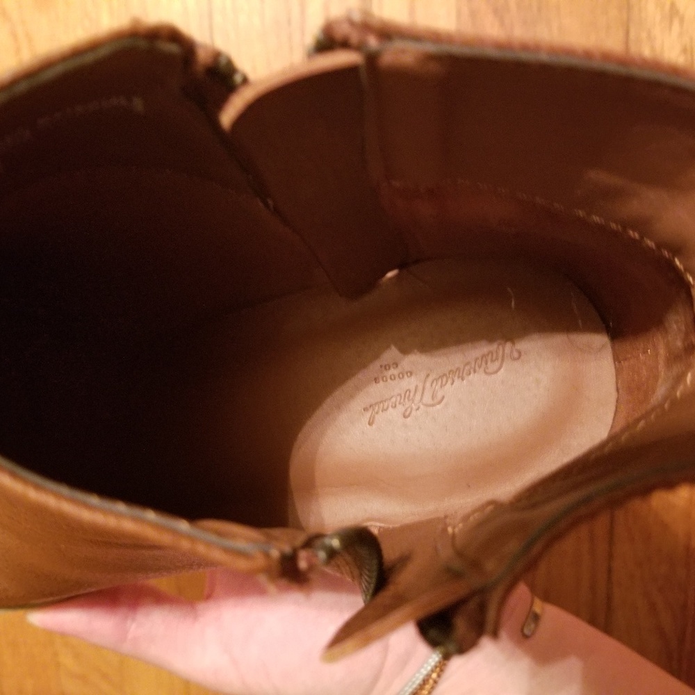 Universal Thread Boots - image 3